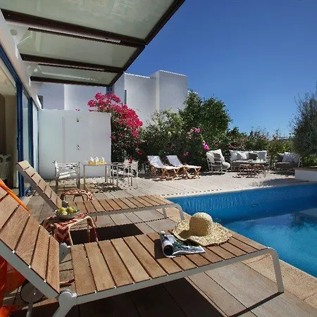 “Villa With Majestic Garden And Pool” Protaras Villa 82 *