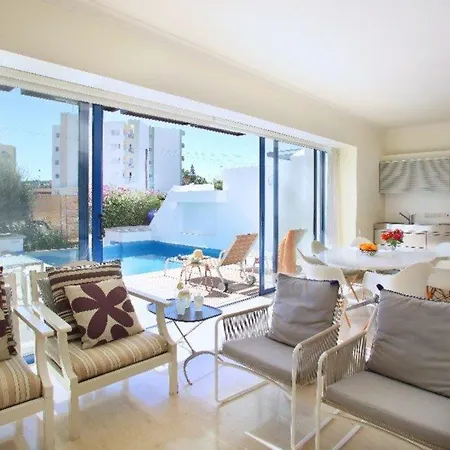 Villa “Villa With Majestic Garden And Pool” Protaras Villa 82