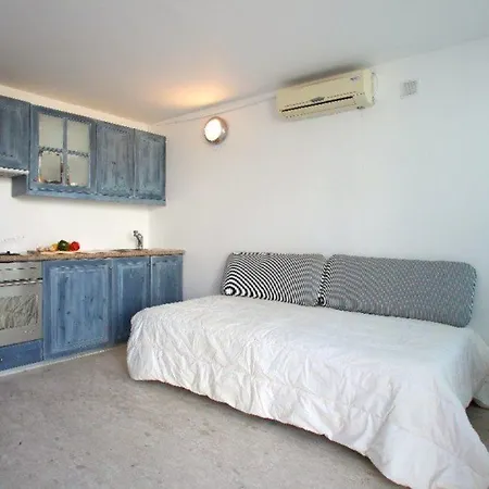 “Villa With Majestic Garden And Pool” Protaras Villa 82 *